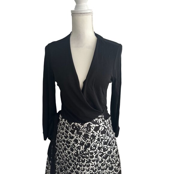DIANE VON FURSTENBERG DVF Black White A Line Wrap Dress Size 8 - Picture 6 of 9
